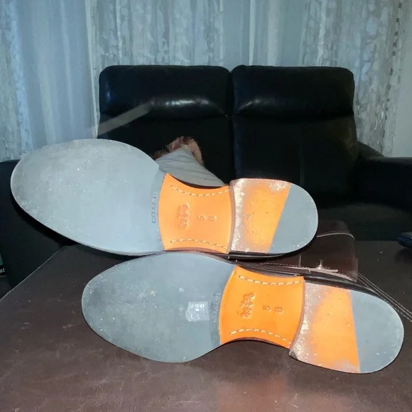 Coach Brown Boots size 5 - Picture 2 of 9